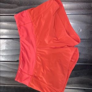 size 4 lululemon shorts